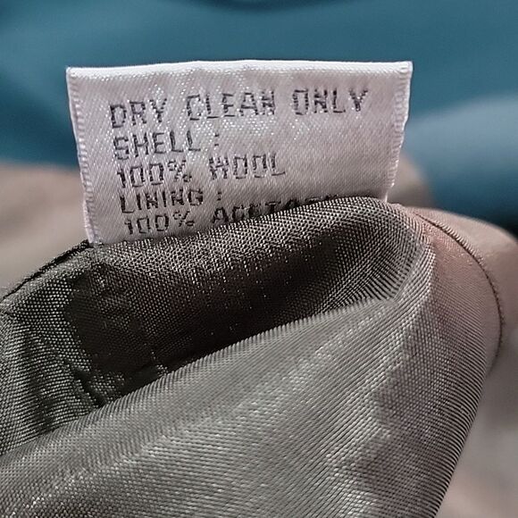 EMILY.. forest green blazer.. - Picture 15 of 15